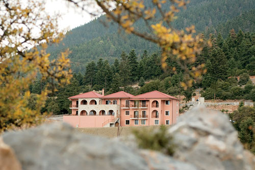 Vytina Mountain View Hotel - Exterior Image