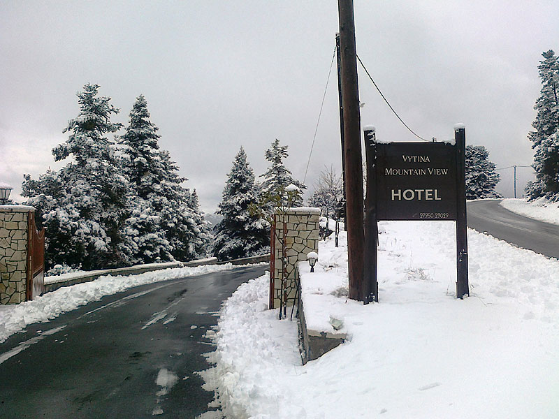 Vytina Mountain View Hotel - With Snow